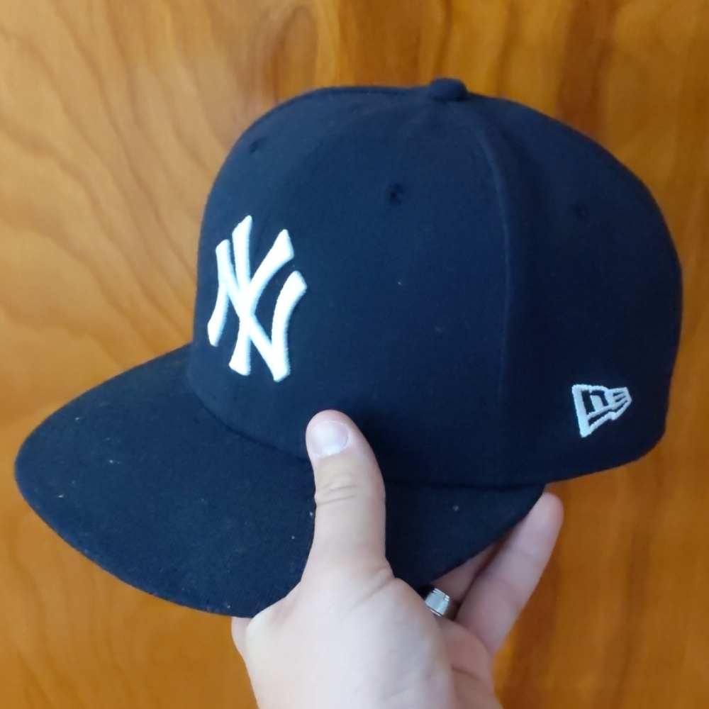 Mens New Era NY Yankees fitted hat